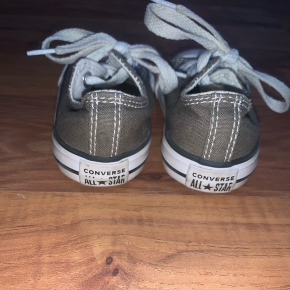 Converse All Stars size 4 toddler - gray - Picture 3 of 4
